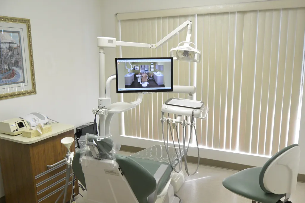 Patient Room at Patrick P. Cheng, DDS, Inc. in Fullerton CA